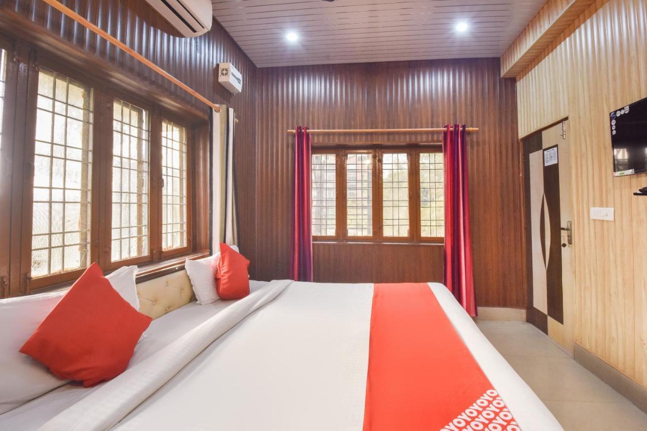 Oyo Flagship Yuvraj Inn Rājpur Buitenkant foto